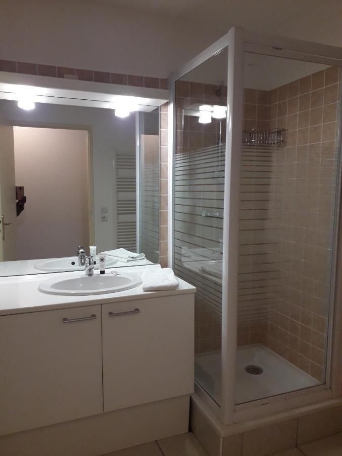 Deluxe Ski And Summer Apartment, Parking And Wifi 부르생모리스 외부 사진